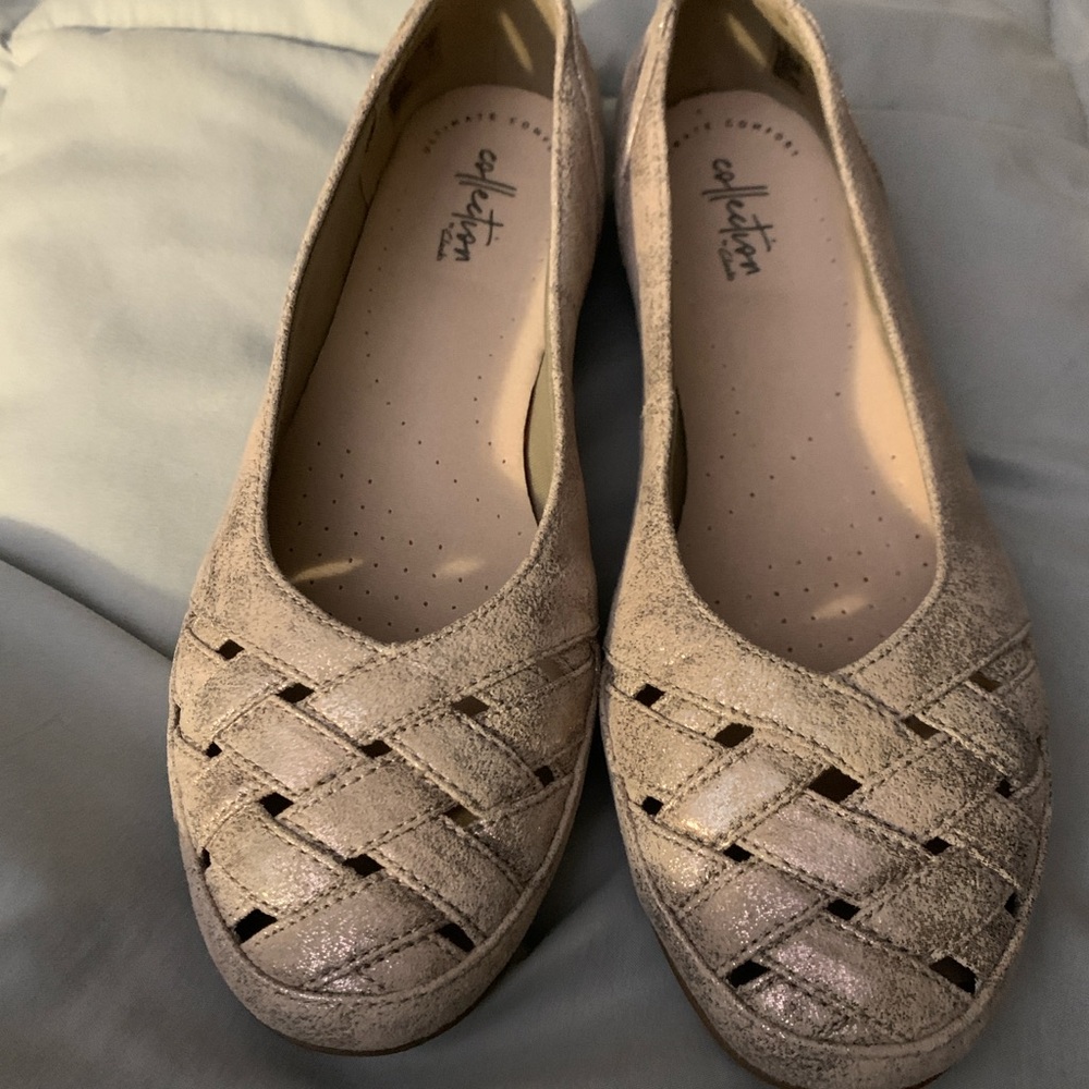 Clark’s Collection B Women's Tan Woven Flats